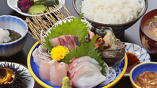 亀寿司食堂・亀屋旅館